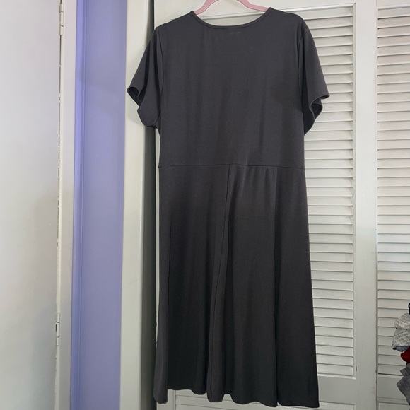 Torrid dress size 2 - Picture 2 of 7